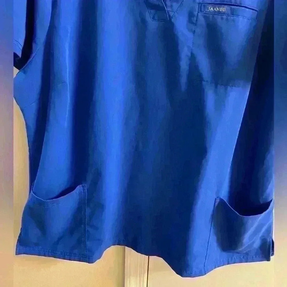 Jaanuu scrubs top royal blue v neck three front pockets 3X - Picture 2 of 6